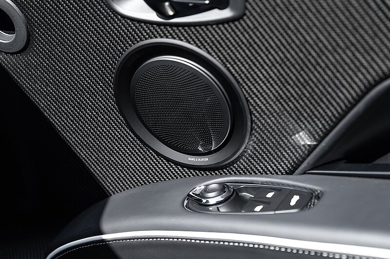 Used Aston Martin DBS 2023 for sale - 76341088: Photo 34