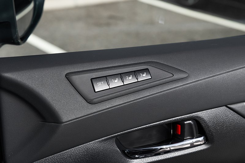 Used Toyota Alphard 2023 for sale - 76126043: Photo 17