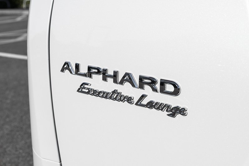 Used Toyota Alphard 2023 for sale - 76126043: Photo 23