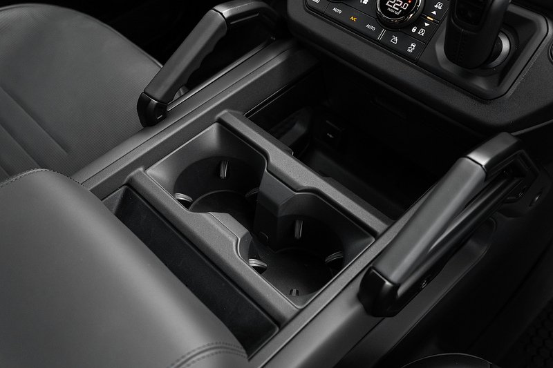 Used Land Rover Defender 2025 for sale - 76482539: Photo 26