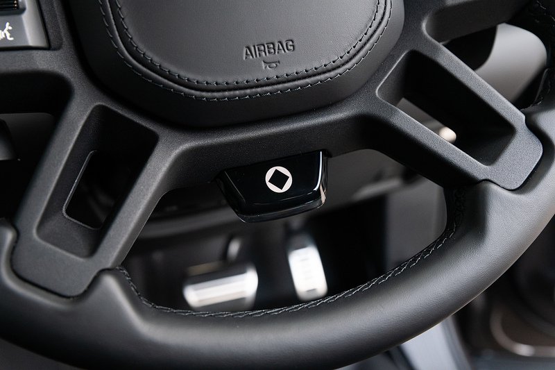 Used Land Rover Defender 2025 for sale - 76482539: Photo 9