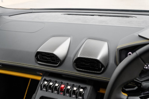 Used Lamborghini Huracan 2023 for sale - 75643102: Photo 8