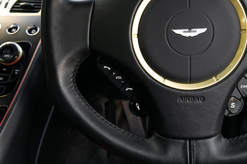 Used Aston Martin Vanquish 2019 for sale - 76705639: Photo 31