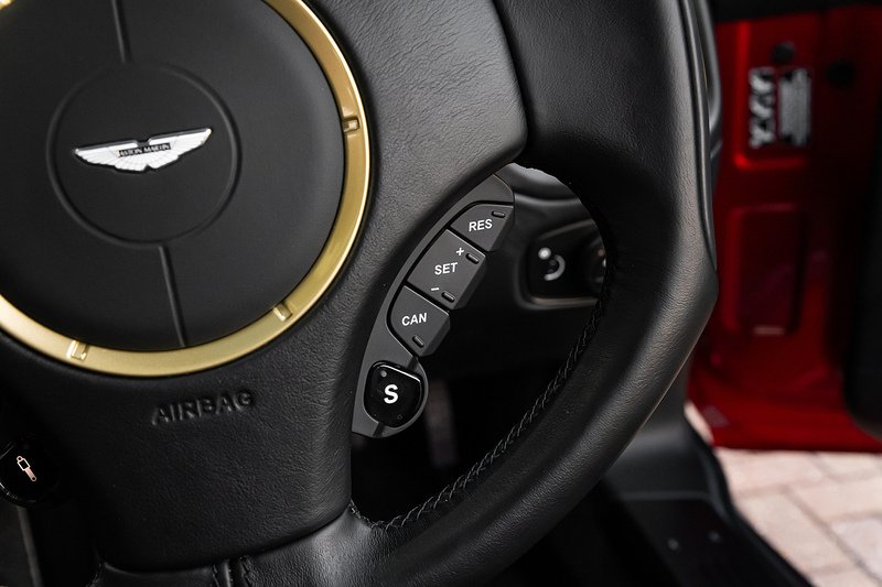 Used Aston Martin Vanquish 2019 for sale - 76705639: Photo 32