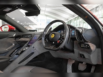 Used Ferrari Roma 2021 for sale - 75631490: Photo