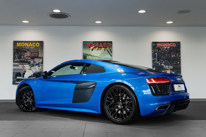 Used Audi R8 2016 for sale - 76768845: Photo 2
