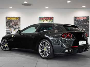 Used Ferrari GTC4Lusso 2018 for sale - 73578248: Photo