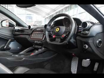 Used Ferrari GTC4Lusso 2018 for sale - 73578248: Photo