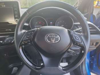 Used Toyota C-HR 2021 for sale - 74890809: Photo