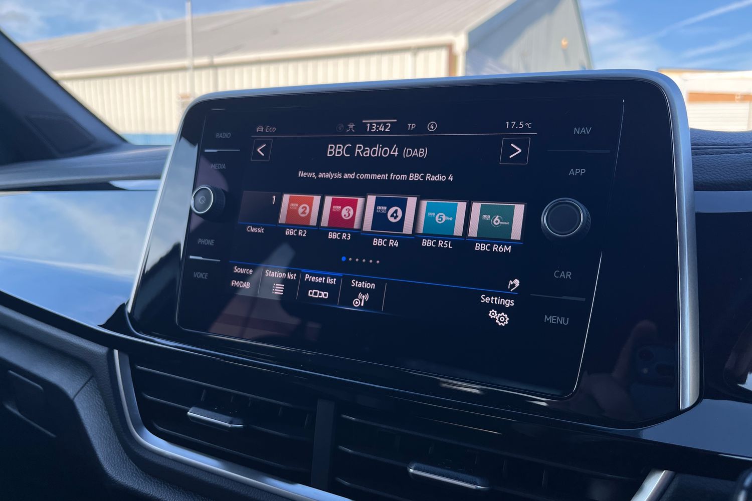 Used Volkswagen T-Roc 2023 for sale - 77725093: Photo 15