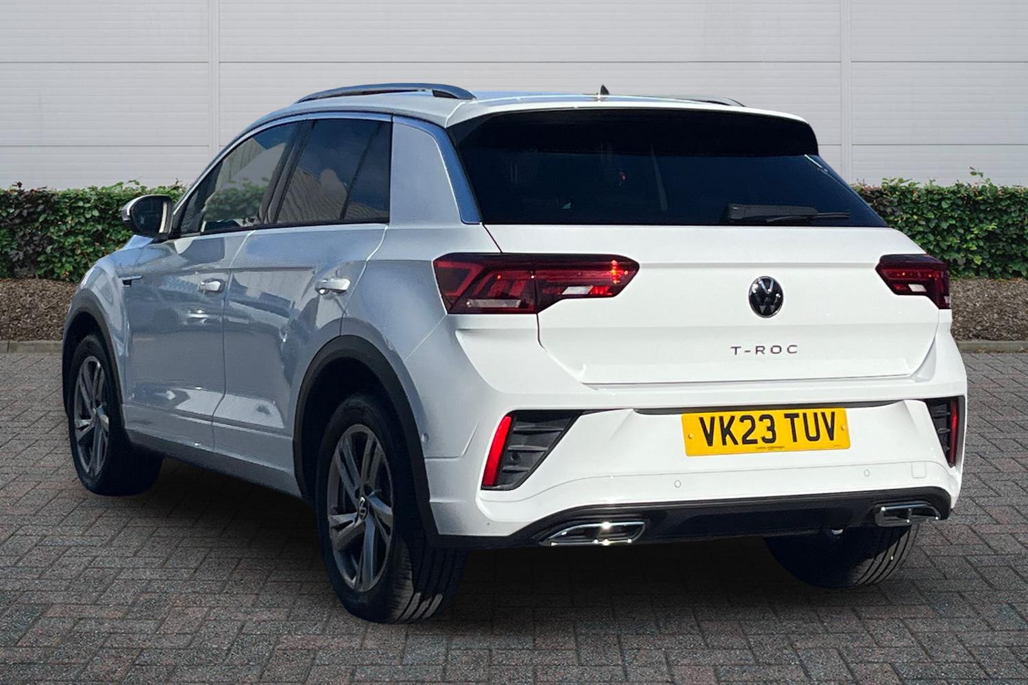 Used Volkswagen T-Roc 2023 for sale - 77725093: Photo 2