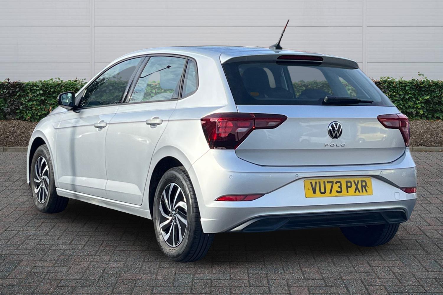 Used Volkswagen Polo 2023 for sale - 77725159: Photo 2