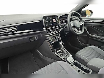 Used Volkswagen T-Roc 2025 for sale - 77177223: Photo