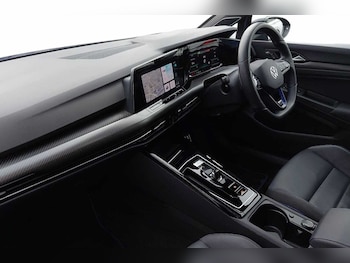 Used Volkswagen Golf 2023 for sale - 76139718: Photo