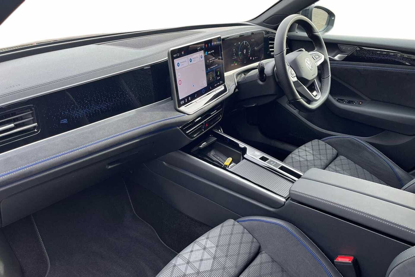 Used Volkswagen Passat 2025 for sale - 77176929: Photo 2