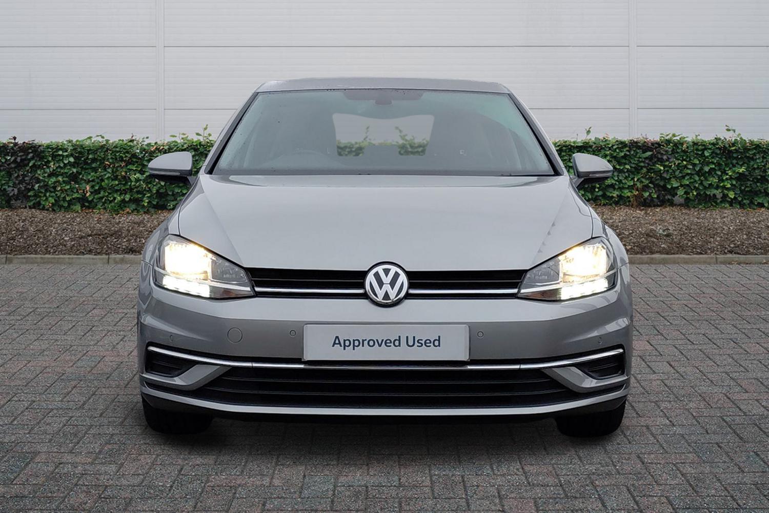 Used Volkswagen Golf 2018 for sale - 76837781: Photo 3