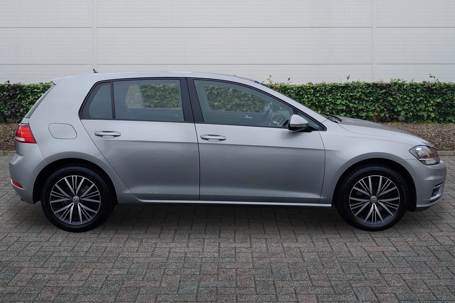 Used Volkswagen Golf 2018 for sale - 76837781: Photo 5