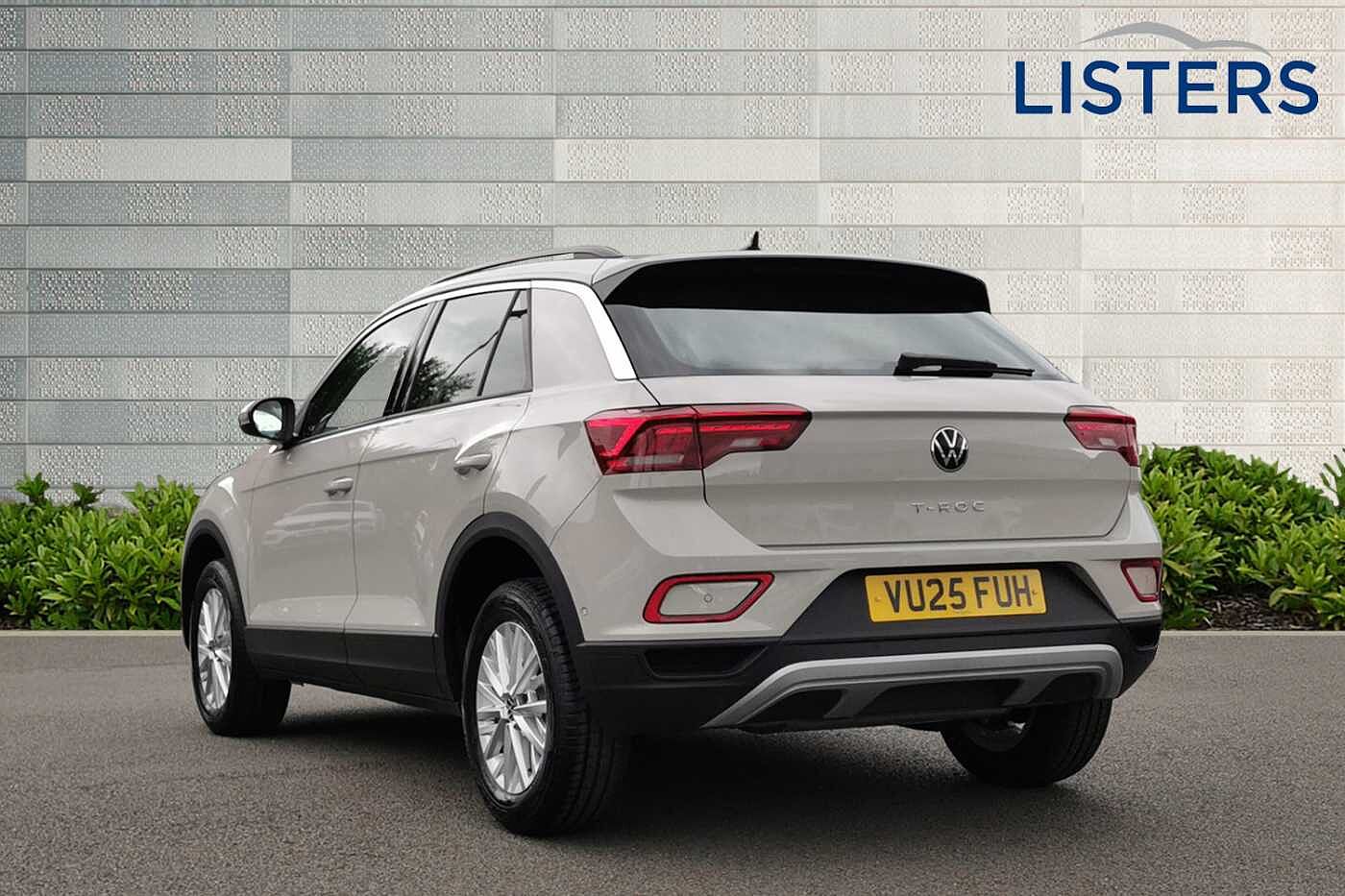 Used Volkswagen T-Roc 2025 for sale - 76110678: Photo 3