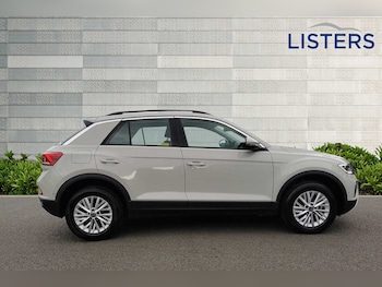 Used Volkswagen T-Roc 2025 for sale - 76110678: Photo 4