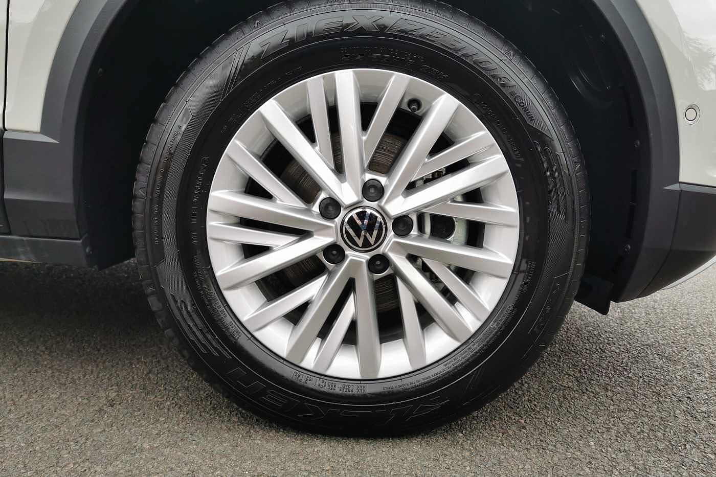 Used Volkswagen T-Roc 2025 for sale - 76110678: Photo 5