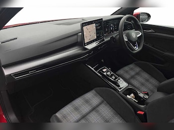 Used Volkswagen Golf 2026 for sale - 77346354: Photo