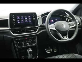 Used Volkswagen T-Roc 2024 for sale - 74714616: Photo