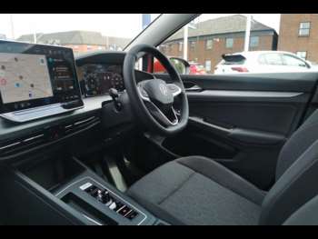 Used Volkswagen Golf 2025 for sale - 74575200: Photo