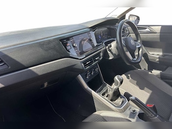 Used Volkswagen Polo 2024 for sale - 79000860: Photo