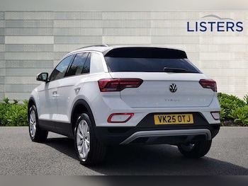 Used Volkswagen T-Roc 2025 for sale - 77177730: Photo