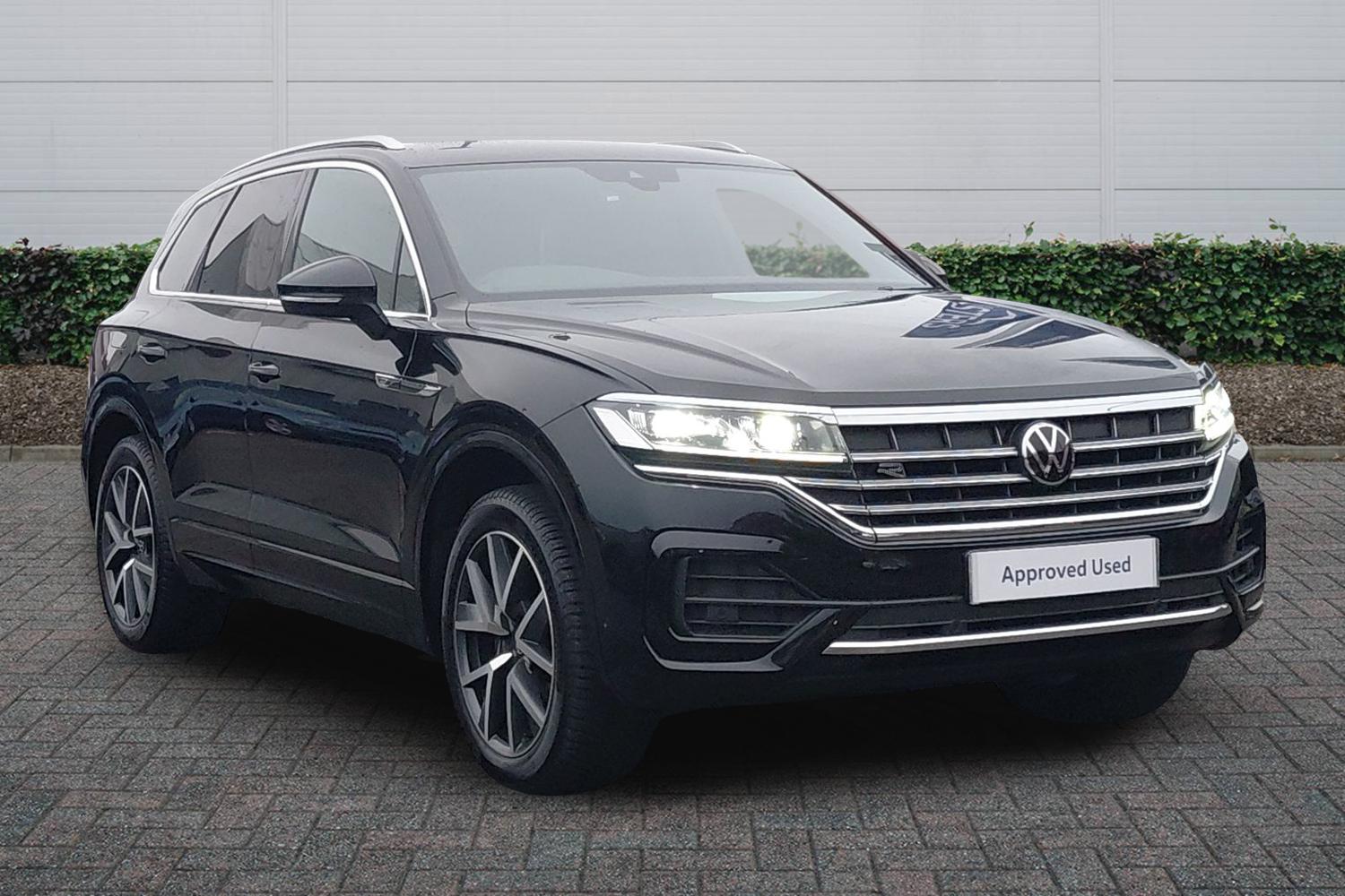 Used Volkswagen Touareg 2023 for sale - 76670964: Photo 1