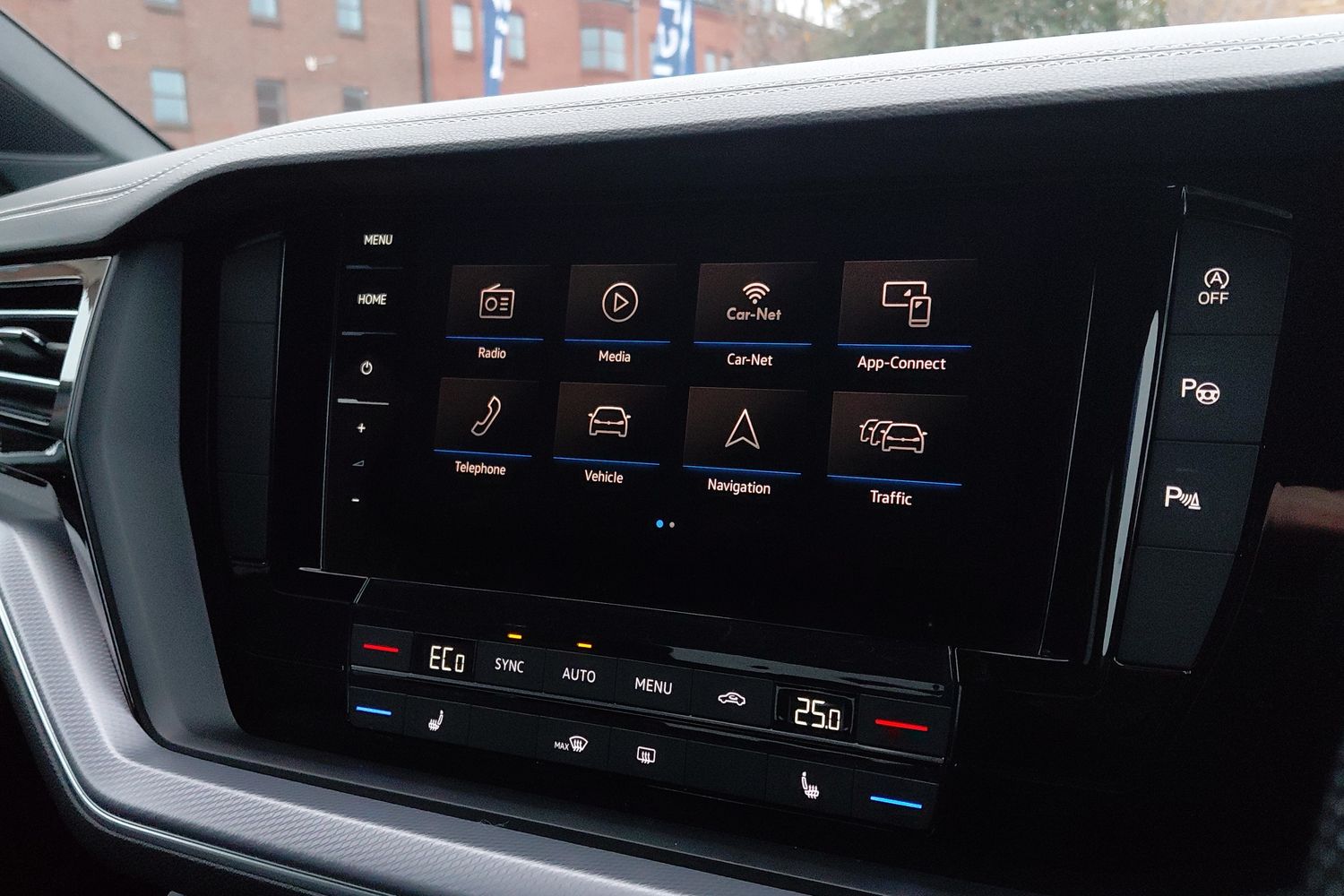 Used Volkswagen Touareg 2023 for sale - 76670964: Photo 11