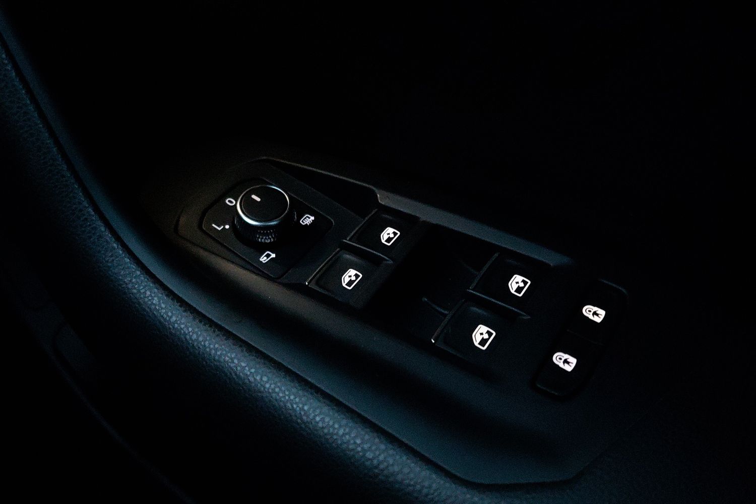 Used Volkswagen Touareg 2023 for sale - 76670964: Photo 19