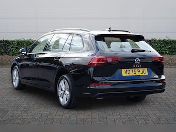 Used Volkswagen Golf 2025 for sale - 76176062: Photo 2