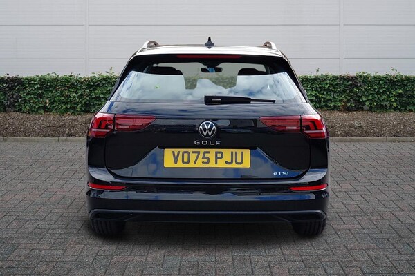 Used Volkswagen Golf 2025 for sale - 76176062: Photo 4