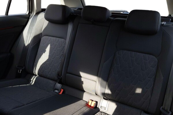 Used Volkswagen Golf 2025 for sale - 76176062: Photo 9