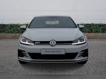 Used Volkswagen Golf 2019 for sale - 76389702: Photo