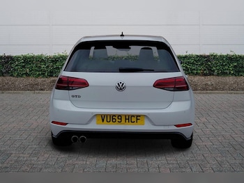 Used Volkswagen Golf 2019 for sale - 76389702: Photo