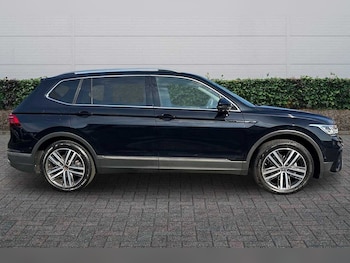 Used Volkswagen Tiguan 2023 for sale - 79363284: Photo