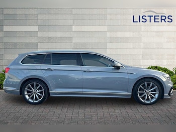 Used Volkswagen Passat 2023 for sale - 76837645: Photo