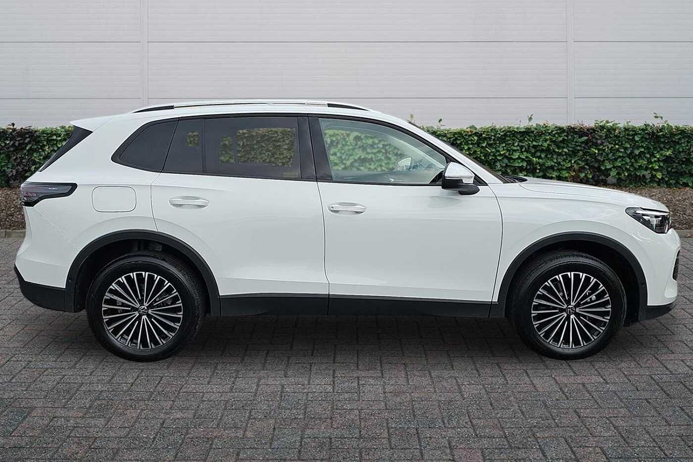 Used Volkswagen Tiguan 2025 for sale - 77177238: Photo 4