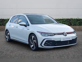 Used Volkswagen Golf 2023 for sale - 76500910: Photo