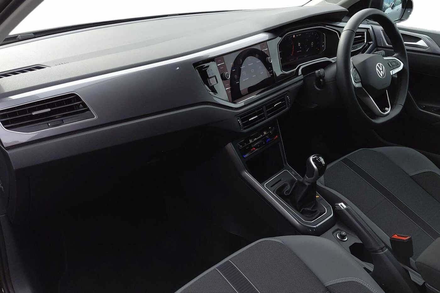 Used Volkswagen Polo 2024 for sale - 76285468: Photo 2