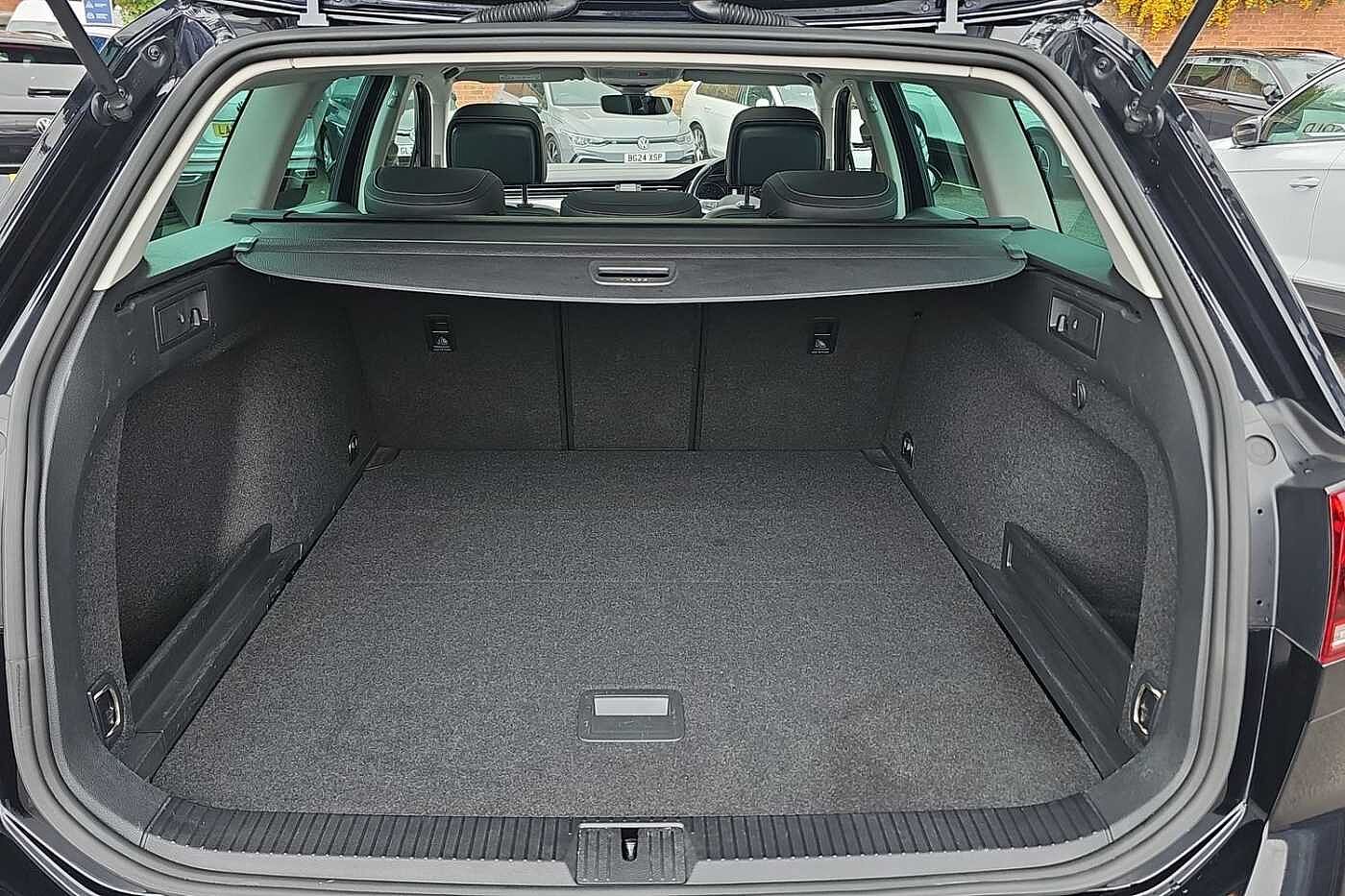 Used Volkswagen Passat 2021 for sale - 76111184: Photo 11