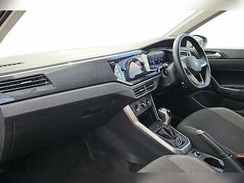 Used Volkswagen Polo 2024 for sale - 75624738: Photo