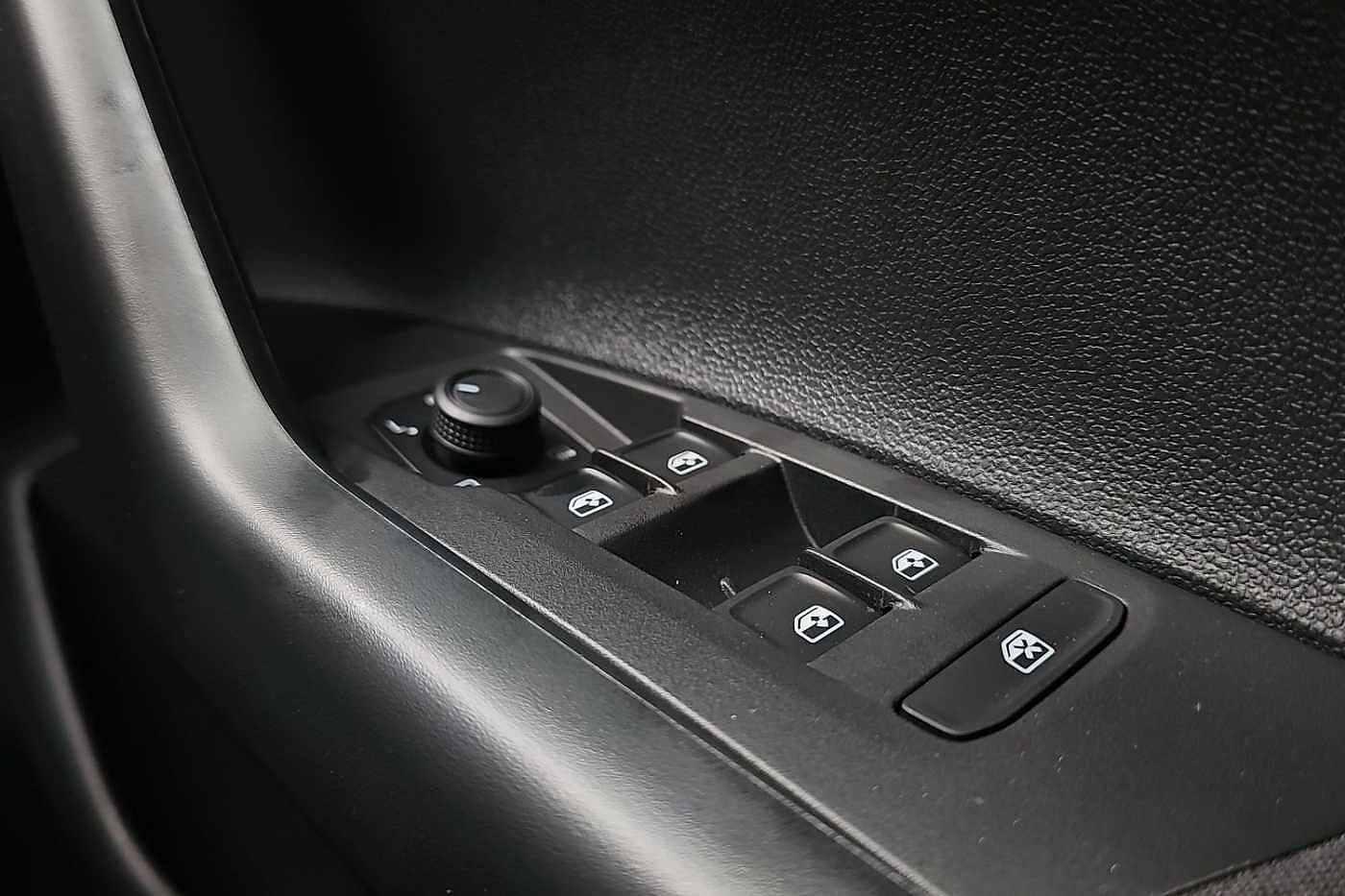 Used Volkswagen Polo 2025 for sale - 76176048: Photo 17