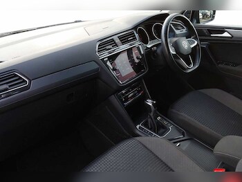 Used Volkswagen Tiguan 2021 for sale - 76111072: Photo