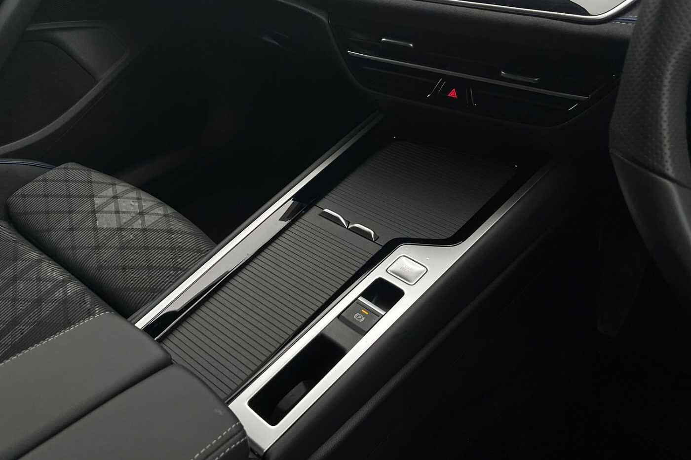 Used Volkswagen Passat 2025 for sale - 77157570: Photo 14