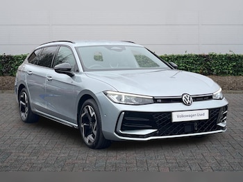 Used Volkswagen Passat 2025 for sale - 77157570: Photo