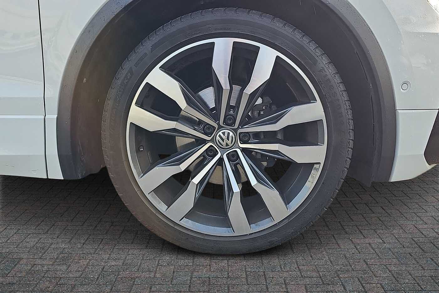 Used Volkswagen Tiguan 2020 for sale - 76800308: Photo 5