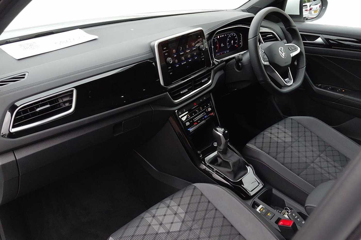 Used Volkswagen T-Roc 2025 for sale - 76514462: Photo 2